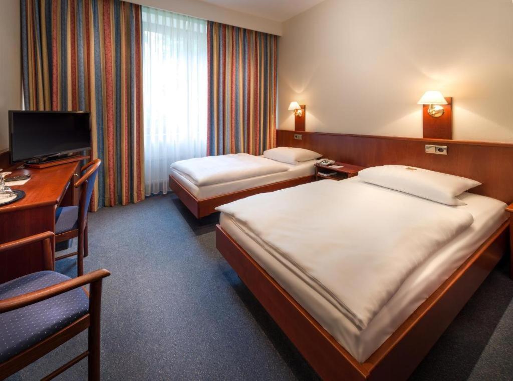 Hotel Alte Wache Hamburg-Harburg Buitenkant foto